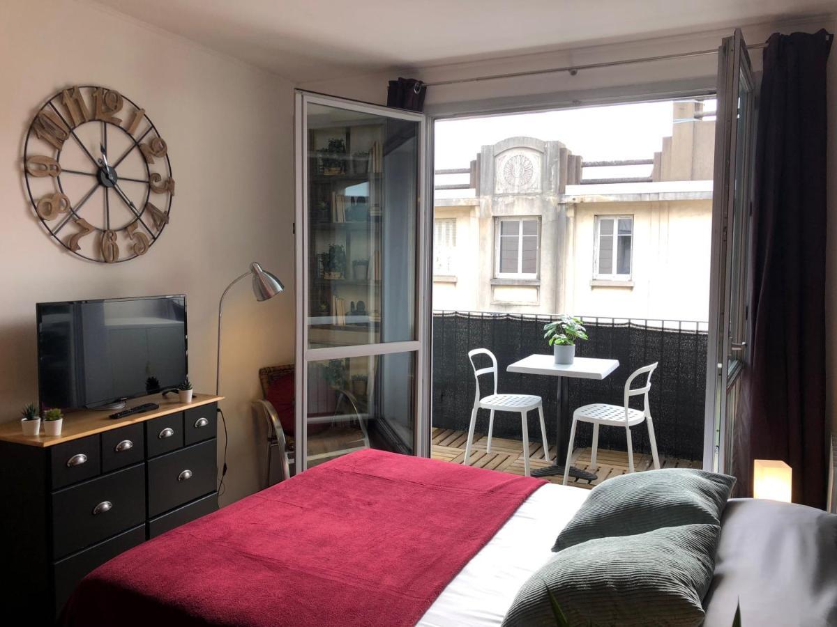 Studio Avec Balcon & Parking Gratuit - Tours Gare Exterior photo