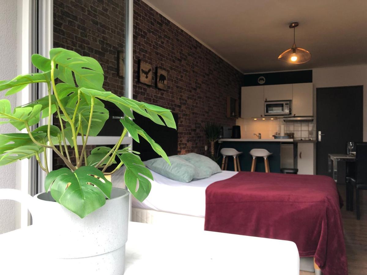 Studio Avec Balcon & Parking Gratuit - Tours Gare Exterior photo